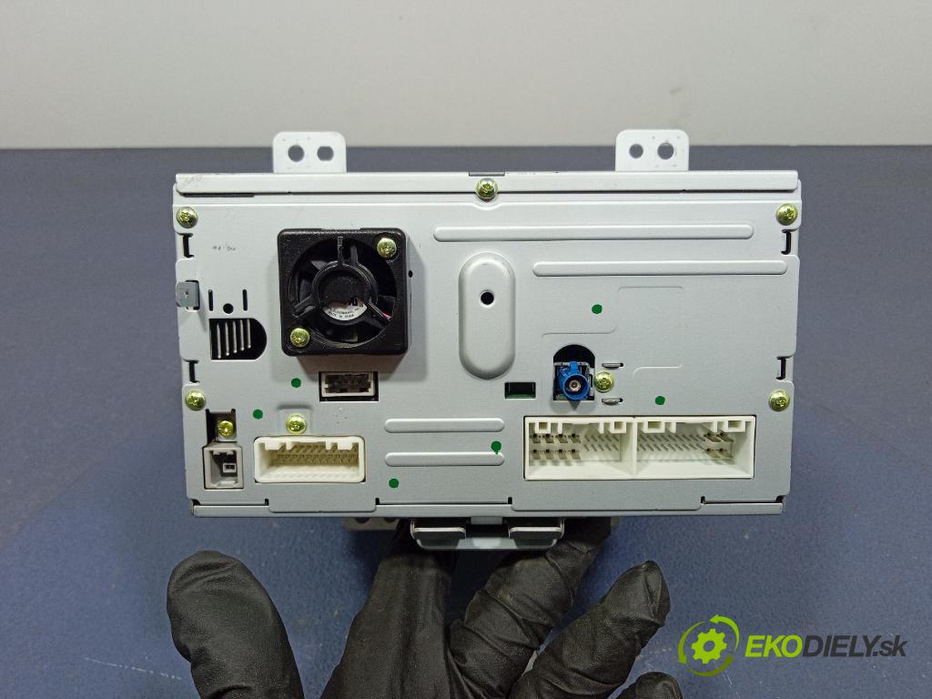 Hyundai Ix35 2013 Radio I Navigace: 96560-2Y600
