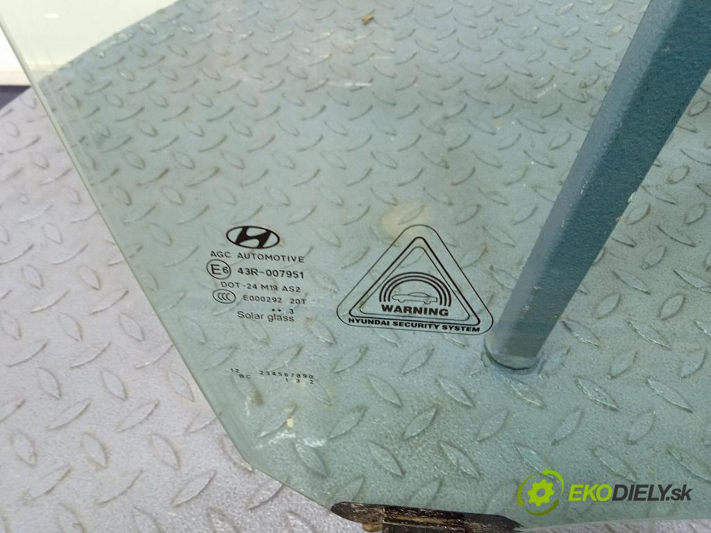 Hyundai Ix35 2013 sklo dvere Predné Prava: