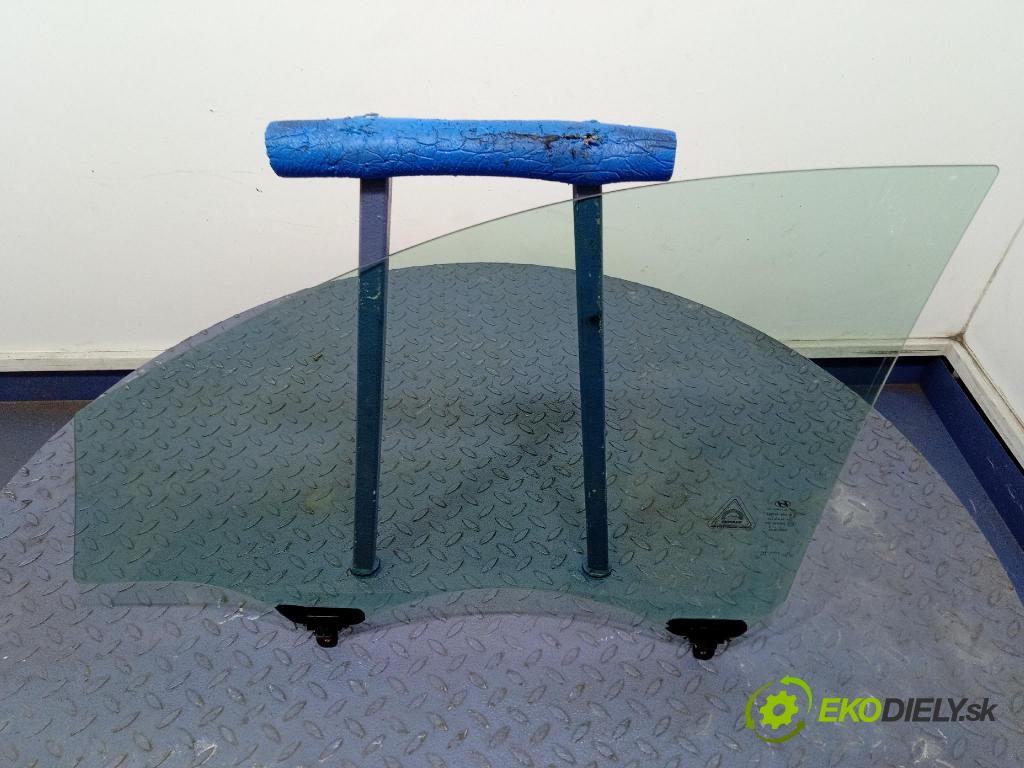 Hyundai Ix35 2013 sklo dvere Predné Prava: 
