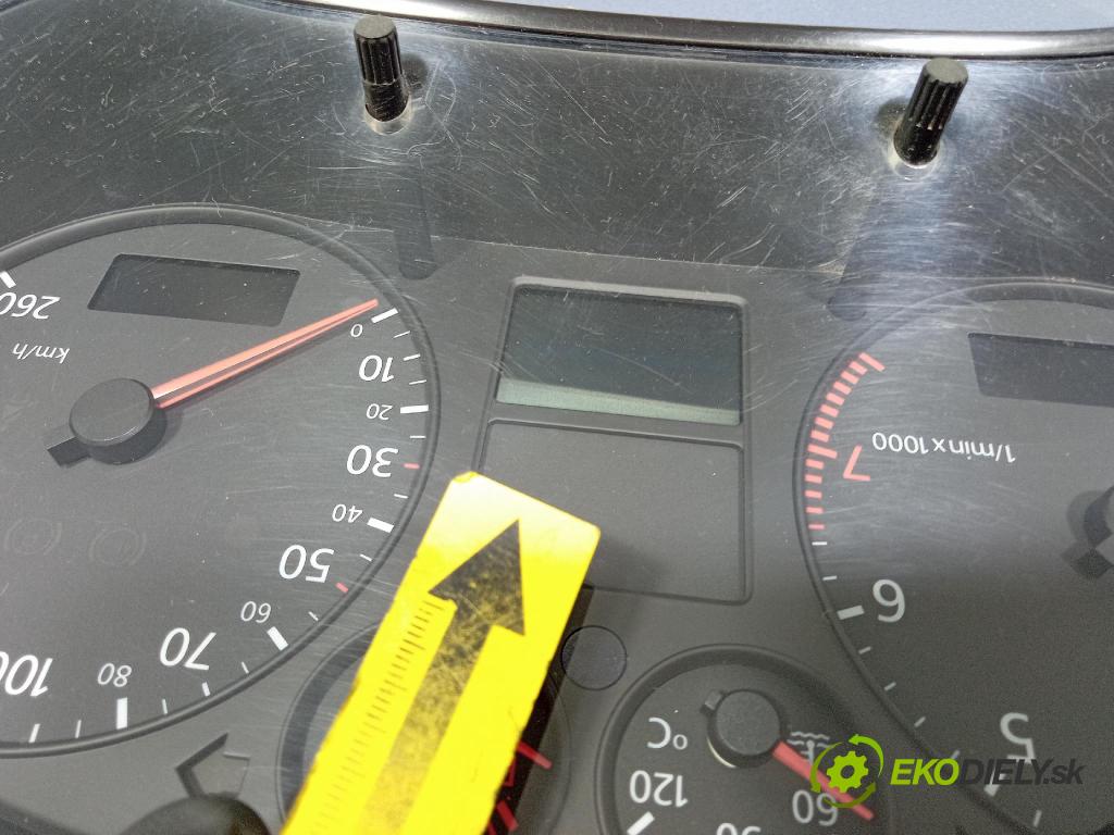 Audi A3 2001 prístrojovka/ budíky 8L0920900F