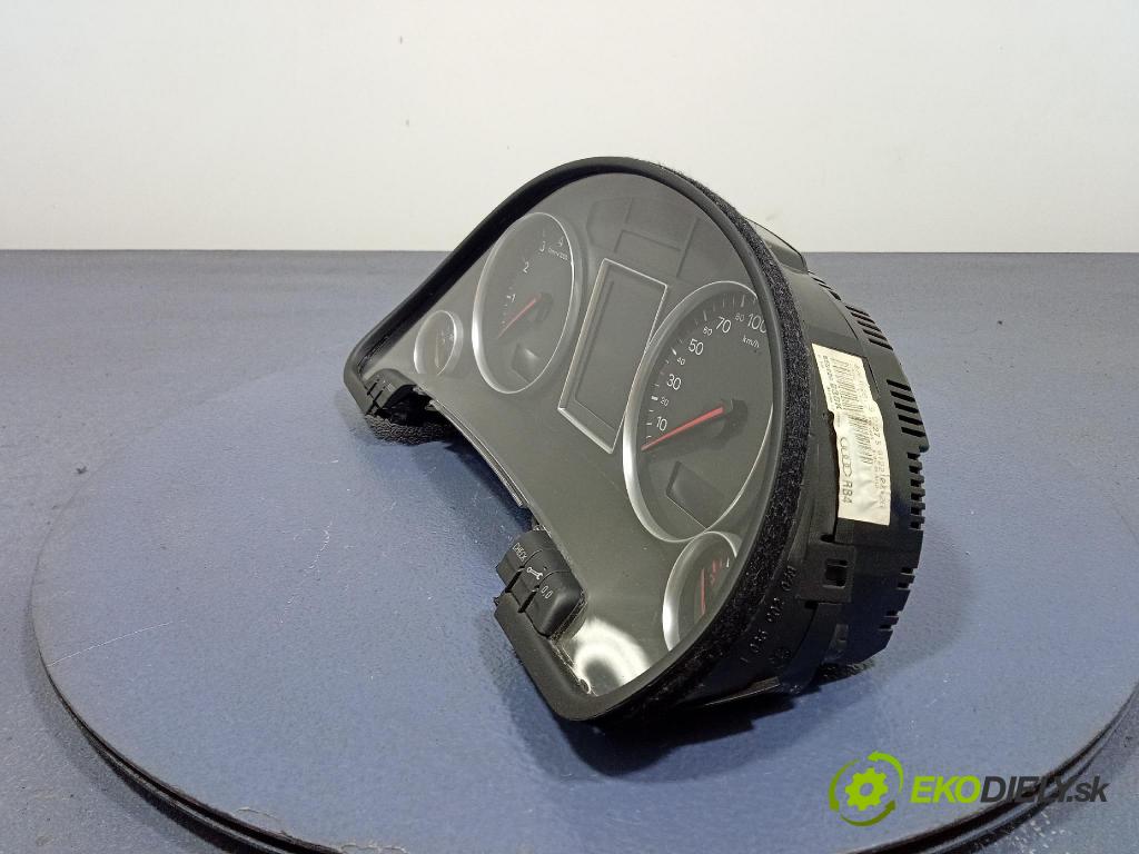 Audi A4 2002 prístrojovka/ budíky 8E0920930K