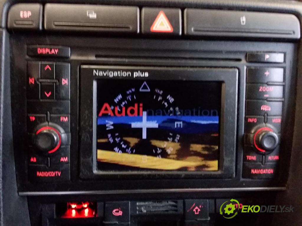 Audi A4 2002 Radio I Navigace: 8E0035192B
