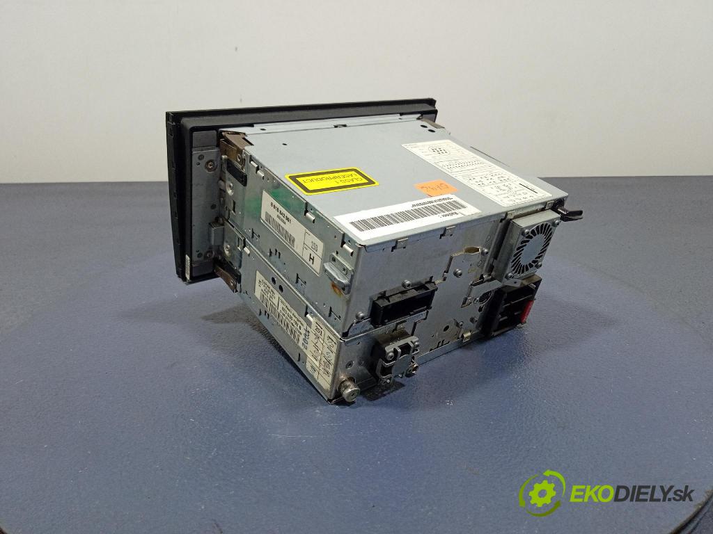Audi A4 2002 Radio I Navigace: 8E0035192B
