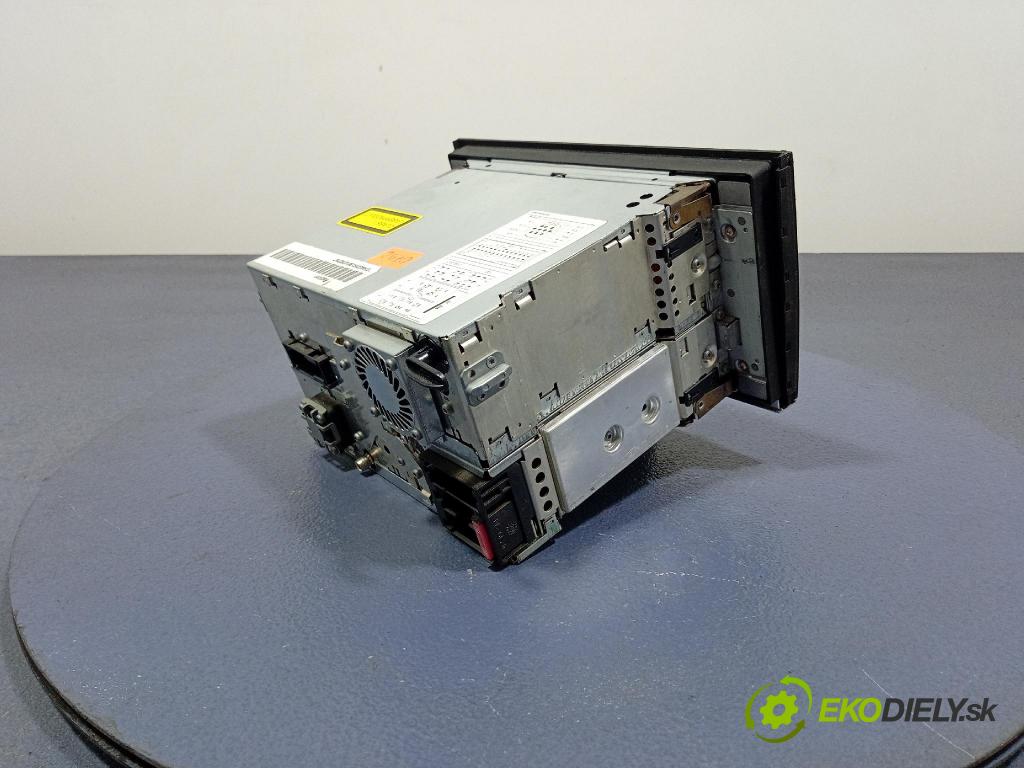 Audi A4 2002 Radio I Navigace: 8E0035192B