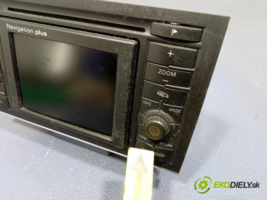 Audi A4 2002 Radio I Navigácia: 8E0035192B