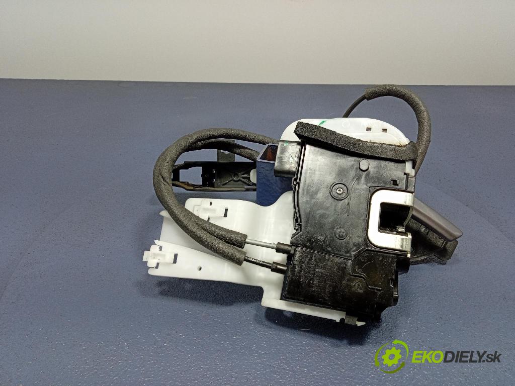 Hyundai Ix35 2013 zámek dveře před v pravo: 81320-2Y000
