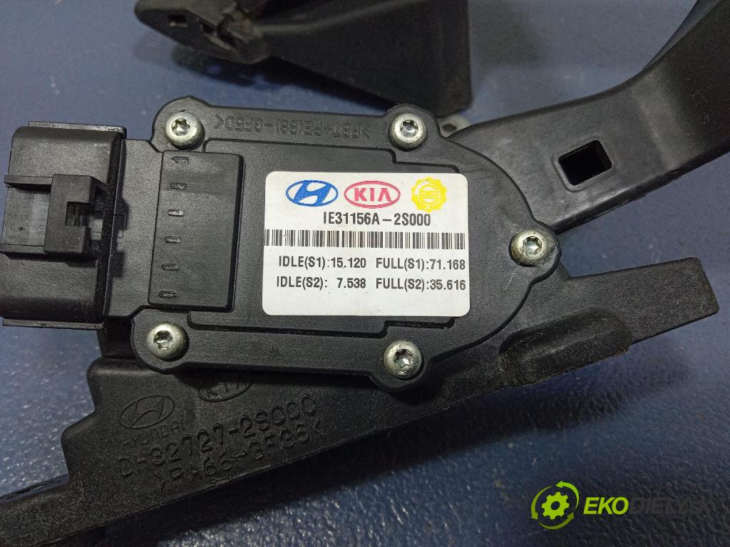 Hyundai Ix35 2013 pedal Plyn: DH32726-2S000