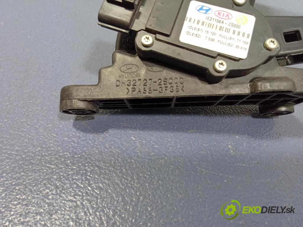 Hyundai Ix35 2013 pedal Plyn: DH32726-2S000