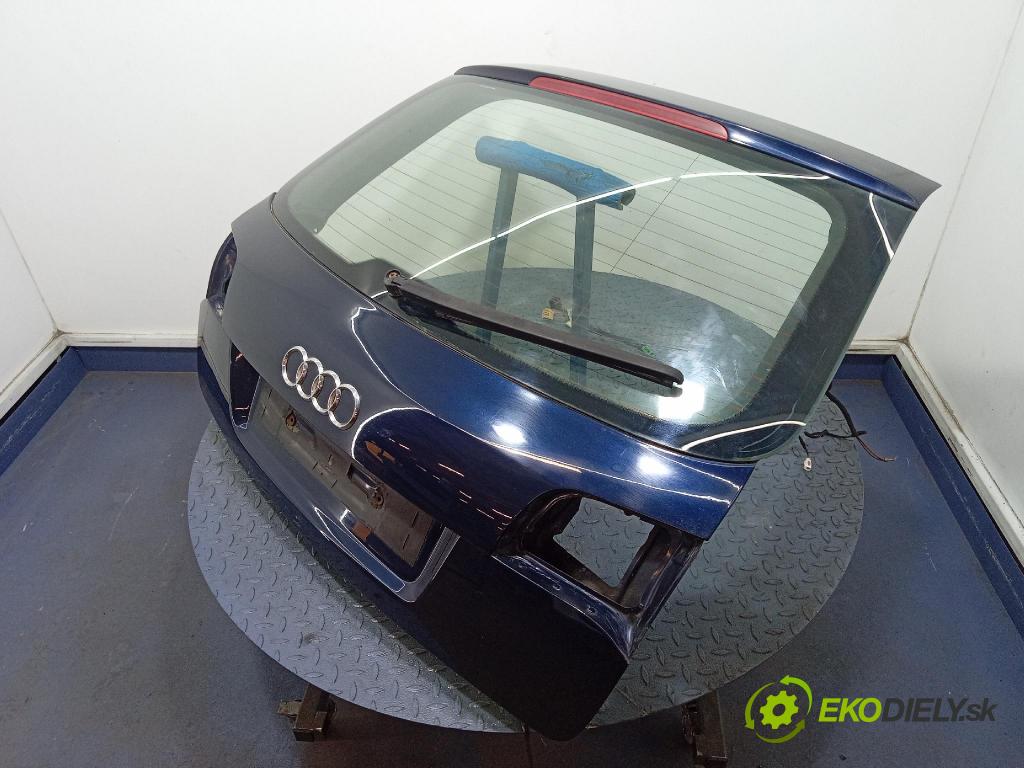 Audi A6 2006 zadna dveře kufra: kufra: