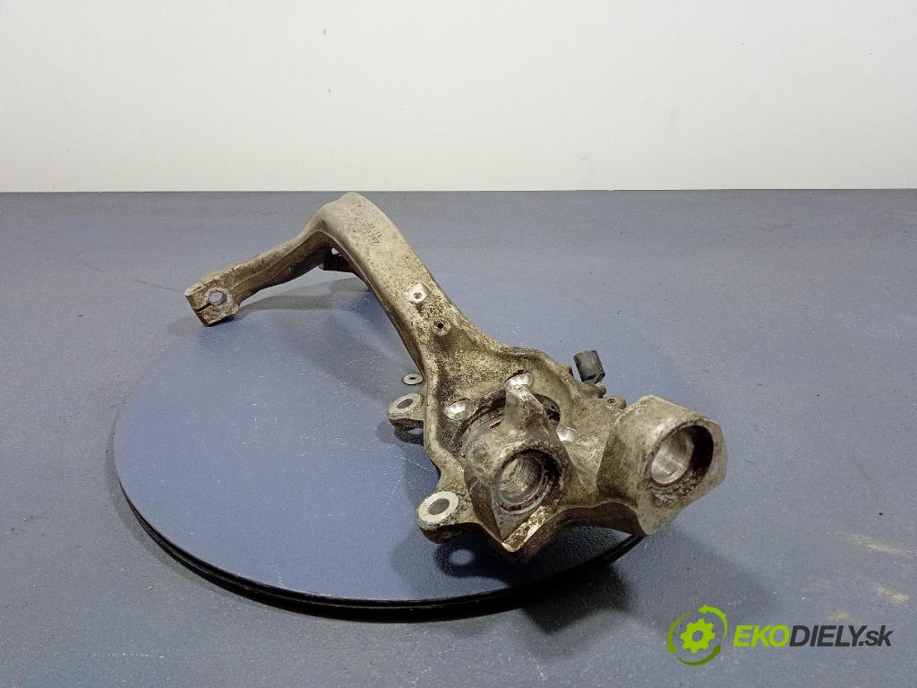 Audi A6 2006 náboj ľavá 4F0407241K