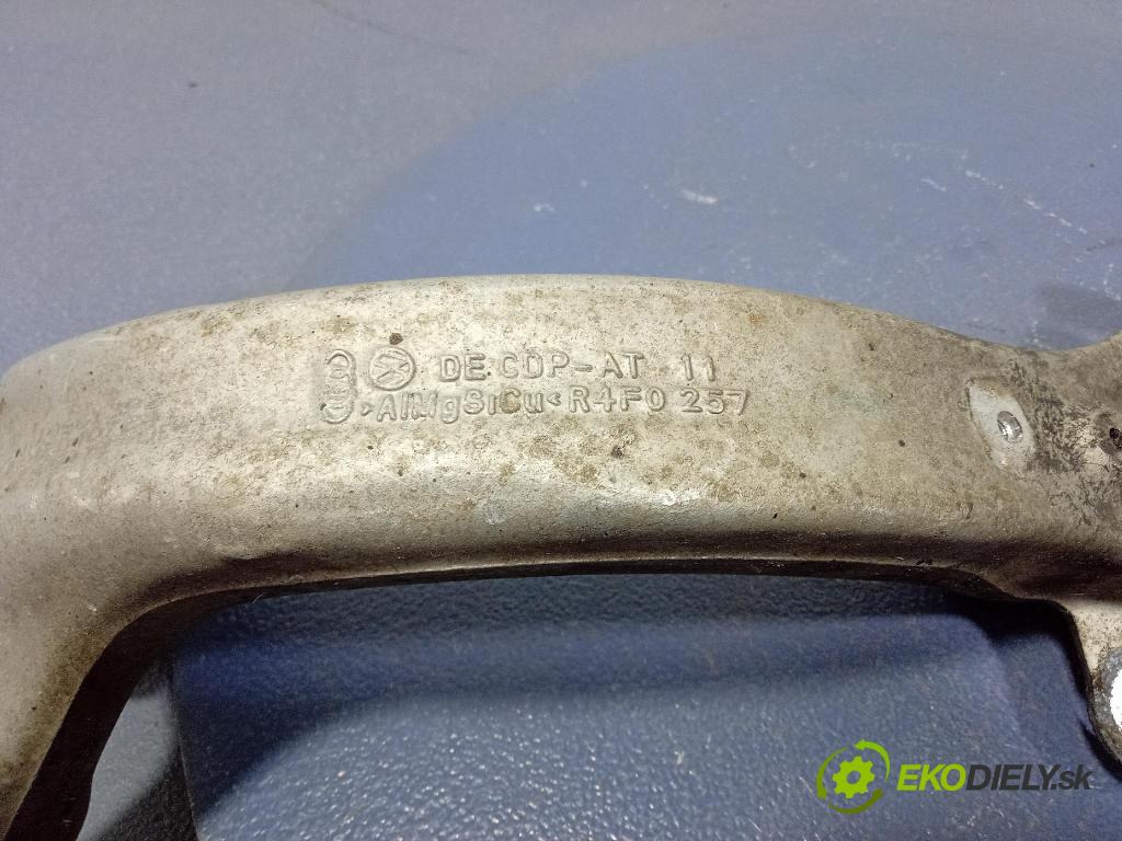 Audi A6 2006 náboj ľavá 4F0407241K