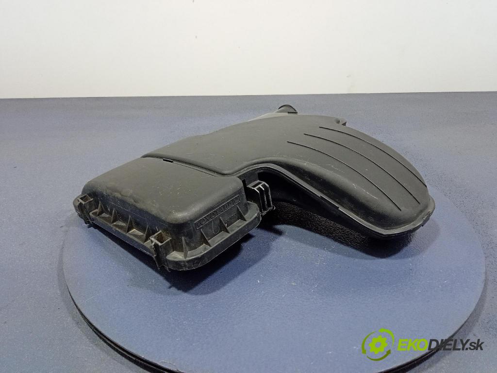 Toyota Yaris 2007 obal Filtre: Vzduch: 17705-0Q020