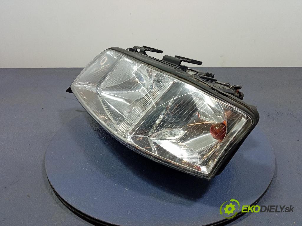 Audi A6 1997 Reflektor: Vľavo: 441-1134L