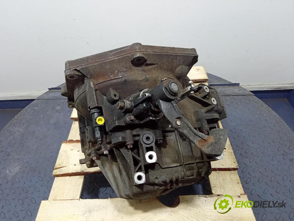 Opel Zafira 2007 prevodovka Manualna M32