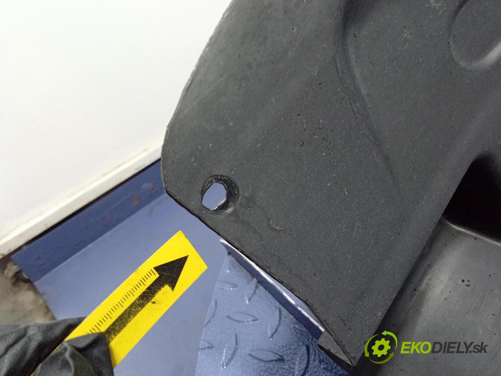 Hyundai Ix35 2013 blatník: Plastický před 86814-2Y000