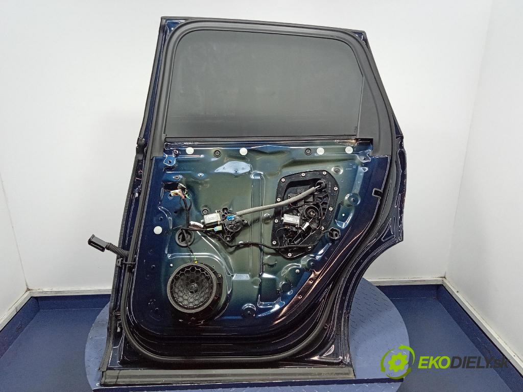 Audi Q7 2024 dvere zad pravé