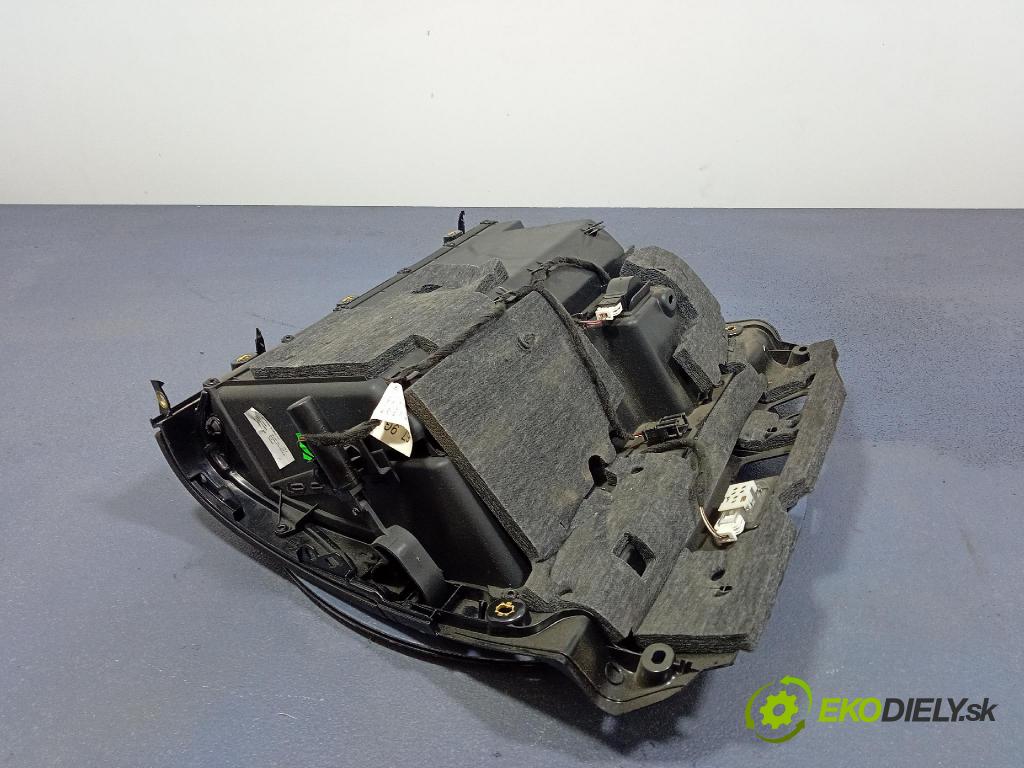 Audi A3 2004 kastlík 8P1857035B