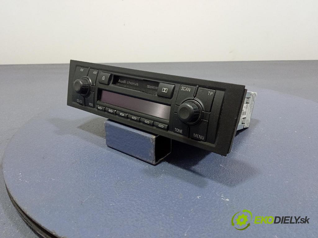 Audi A3 2004 Radio I Navigácia: 8P0035152