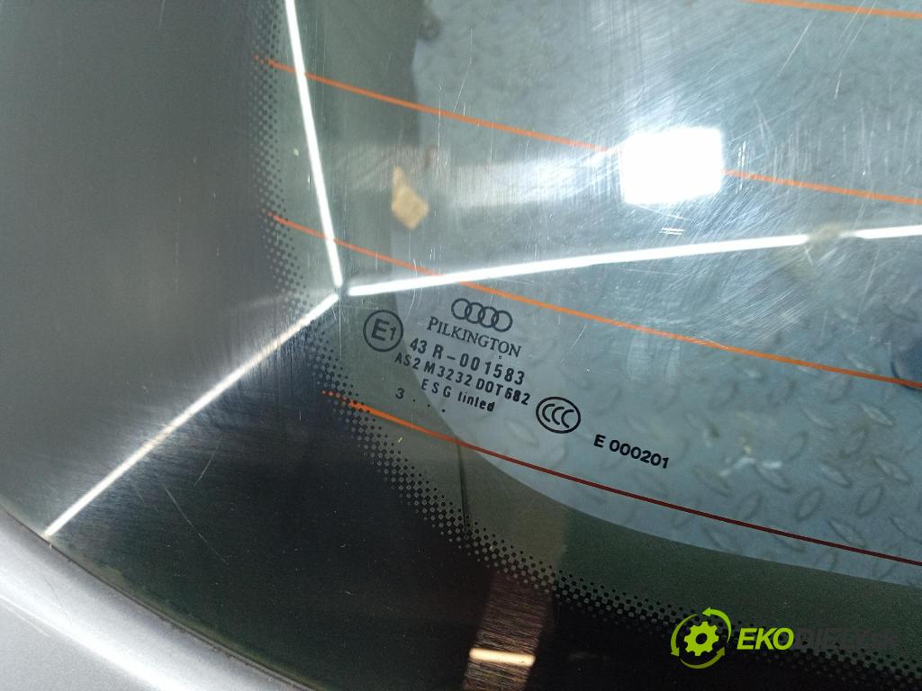 Audi A3 2004 zadna dveře kufra: kufra: