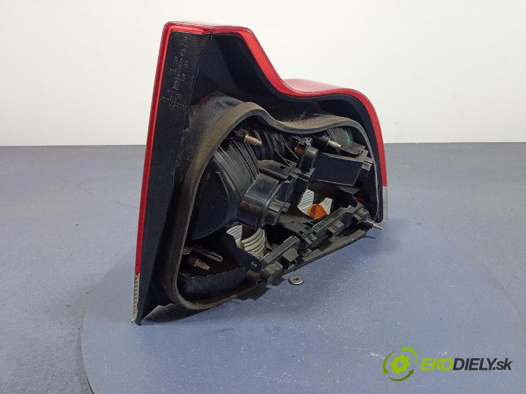 Volvo S60 2002 svetlo / reflektor zad ľavá Vonkajsia: 8664079