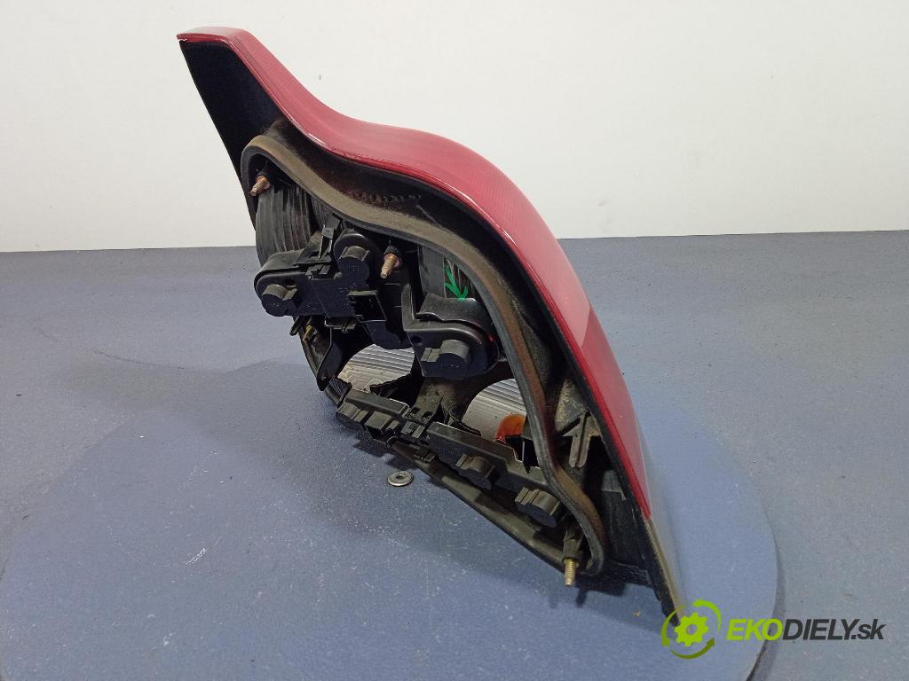 Volvo S60 2002 svetlo / reflektor zad ľavá Vonkajsia: 8664079