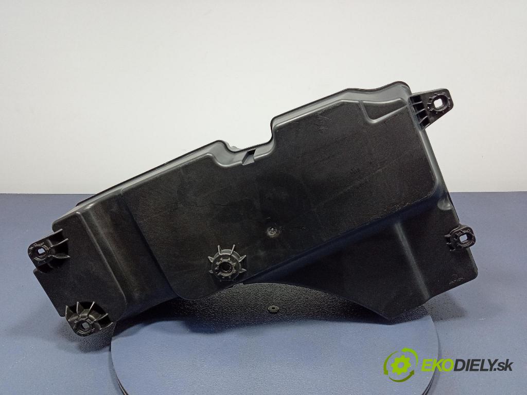 Audi Q7 2024 Reproduktor / Subwoofer: 4M0035621J