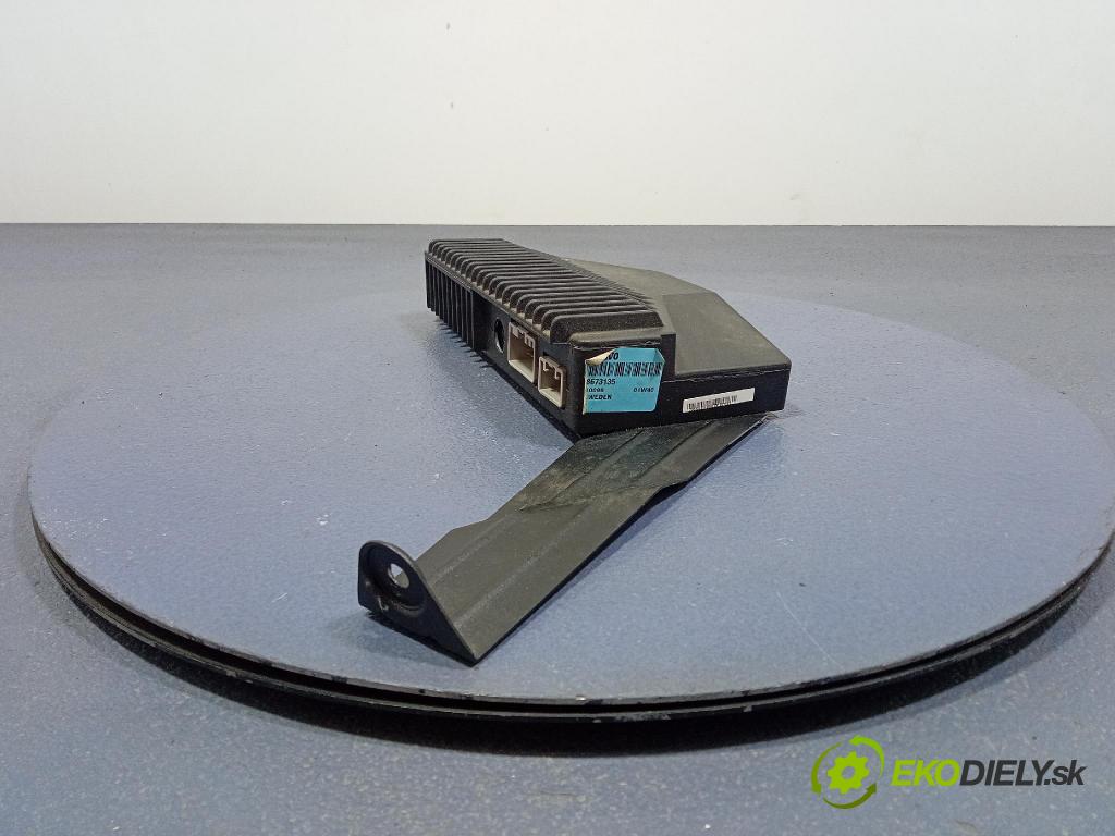 Volvo S60 2002 Zesilovač: Rádio: Navigacia: 8673135