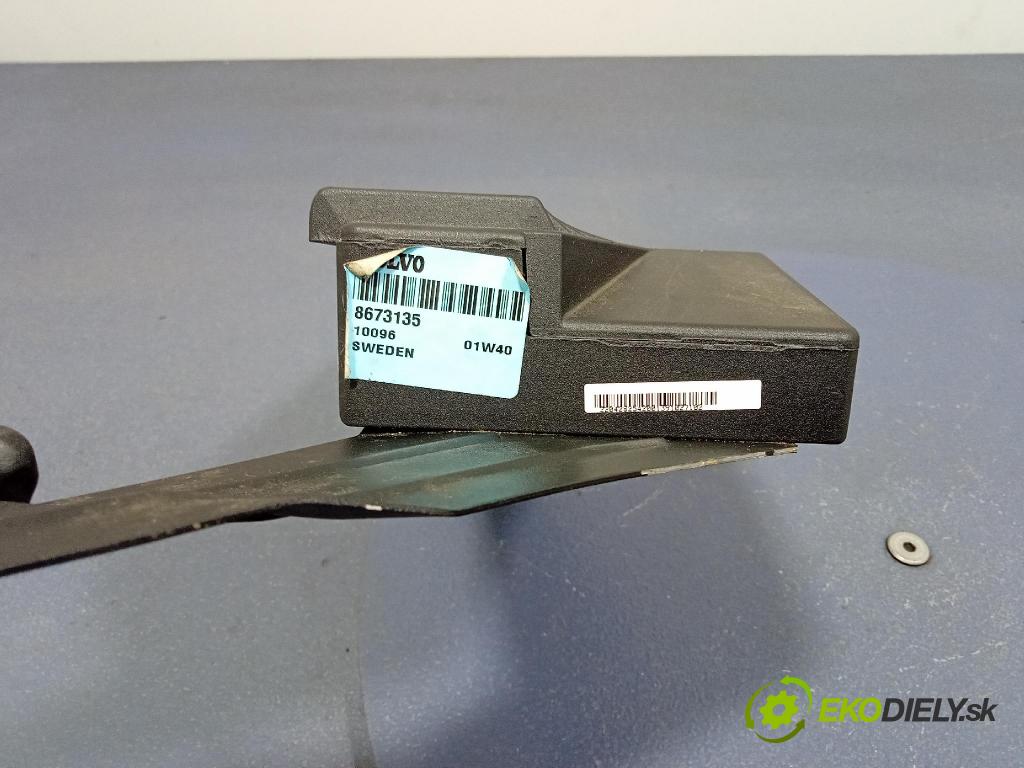 Volvo S60 2002 Zesilovač: Radio Navigace 8673135
