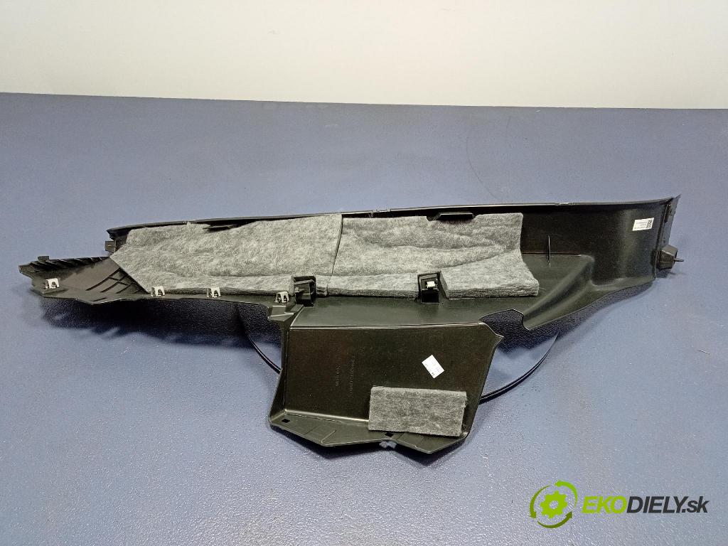 Audi Q7 2024 kryt Plast: Interiéry: 4M0867768F