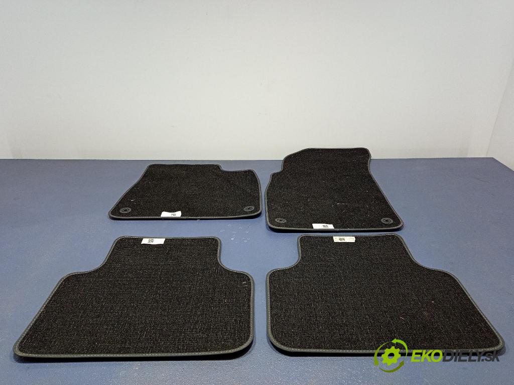 Audi Q7 2024 koberec do auta 4M1863011F