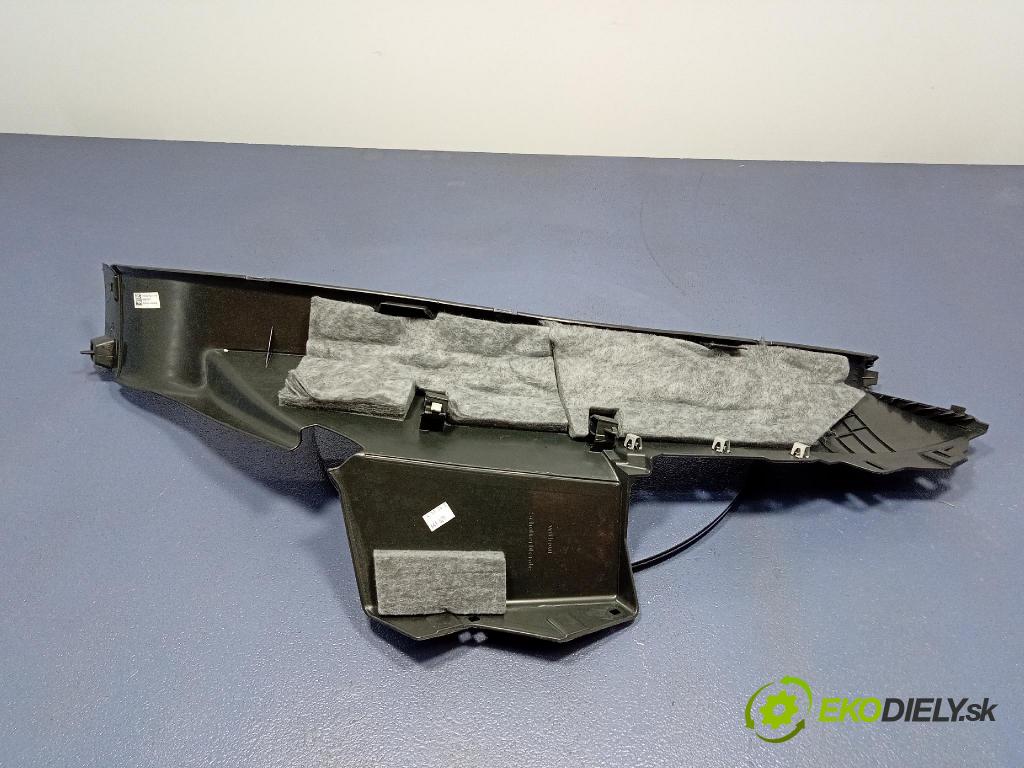 Audi Q7 2024 kryt Plast: Interiéry: 4M0867767F