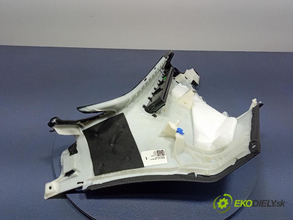 Audi Q7 2024 kryt Plast: Interiéry: 4M0867245D