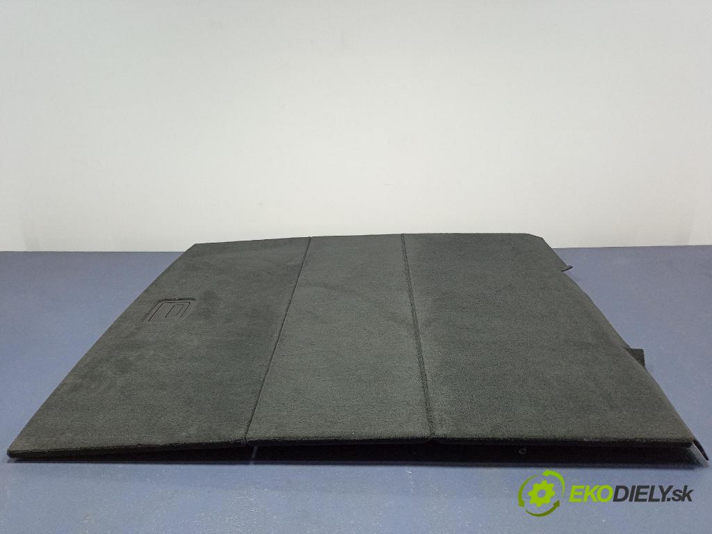 Audi Q7 2024 koberec do auta 4M0863462L