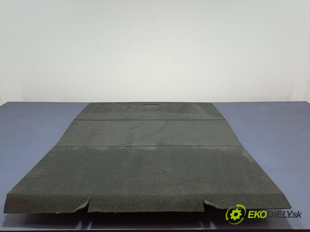 Audi Q7 2024 koberec do auta 4M0863462L