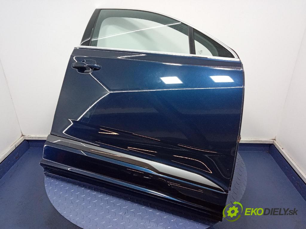 Audi Q7 2024 dvere Predné pravé