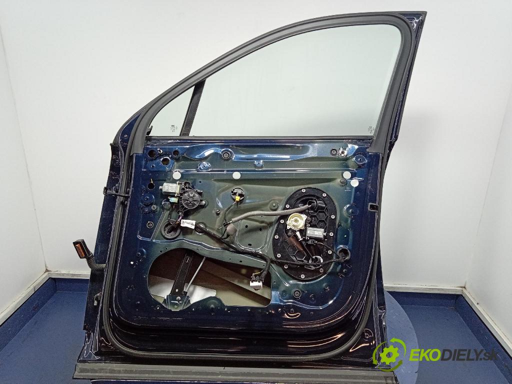 Audi Q7 2024 dvere Predné pravé 