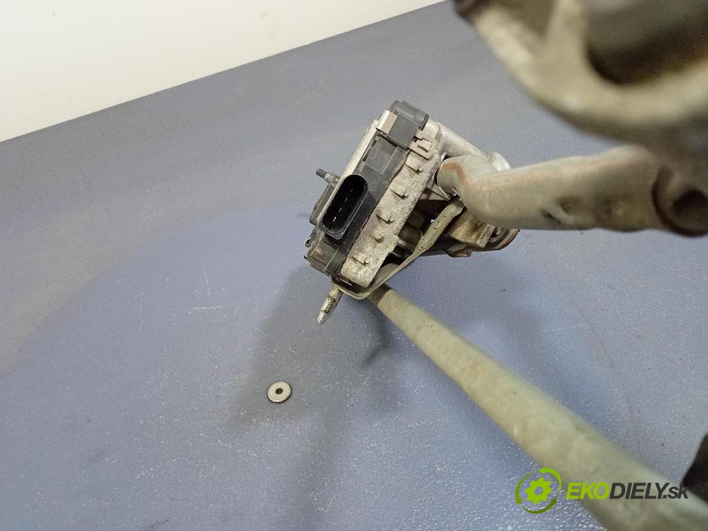 Audi A3 2004 mechanizmus motor: Stierače: Predné 8P1955023D