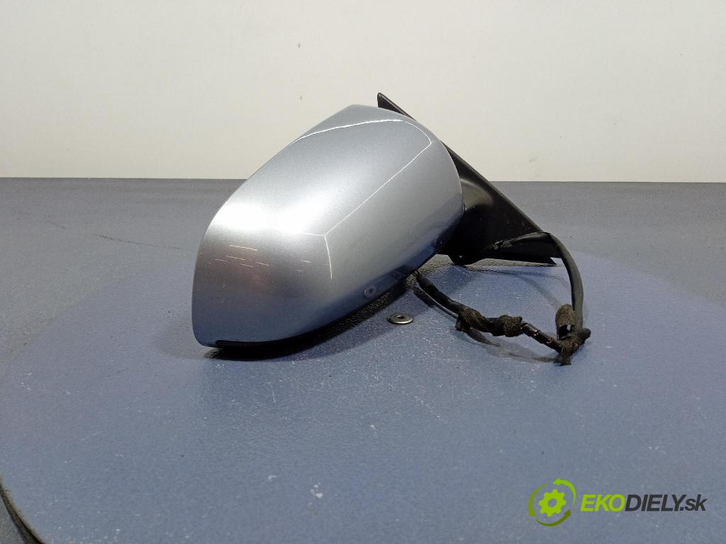 Audi A3 2004 zrkadlo pravé