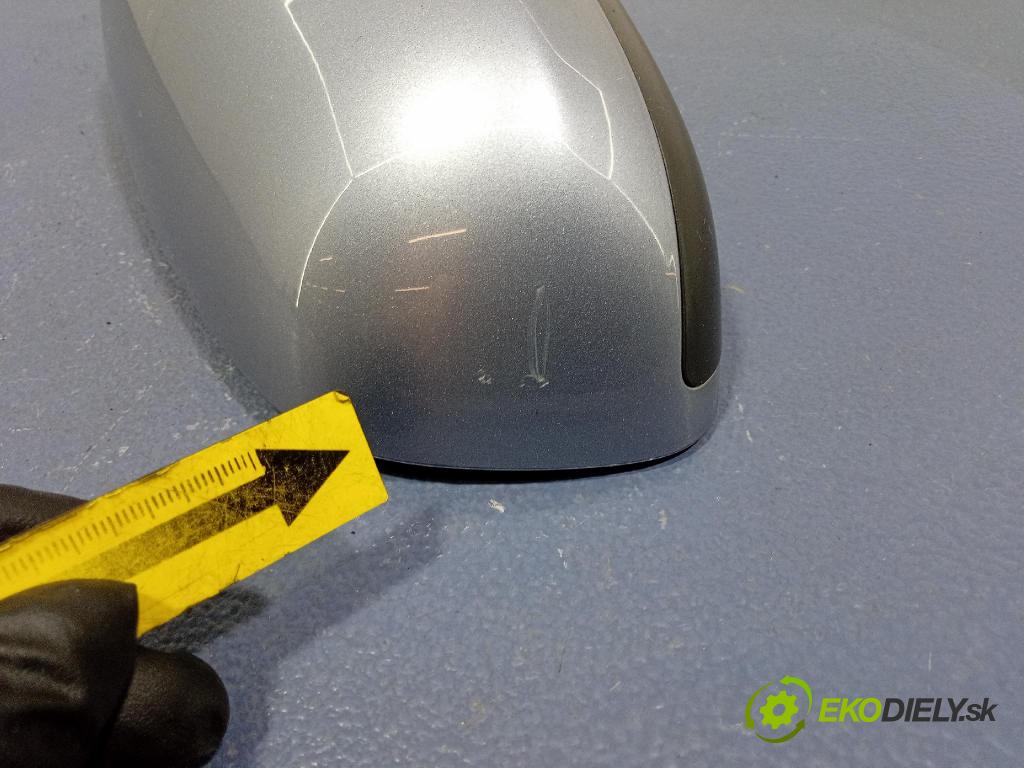 Audi A3 2004 zrkadlo pravé