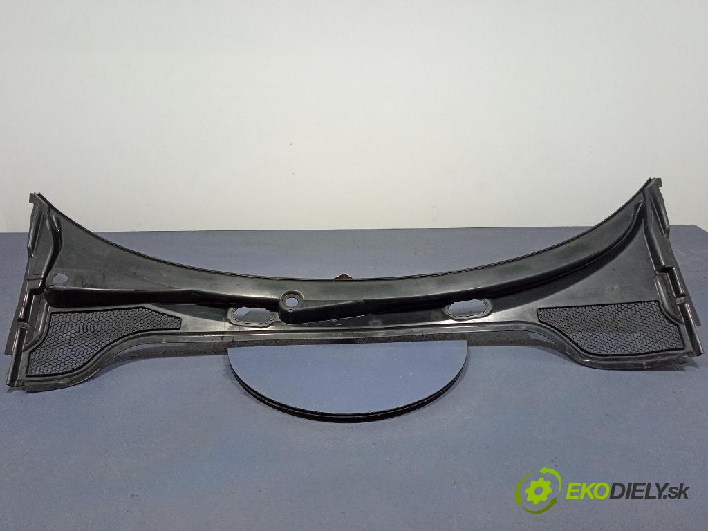 Audi A3 2004 torpédo 8P1819415B