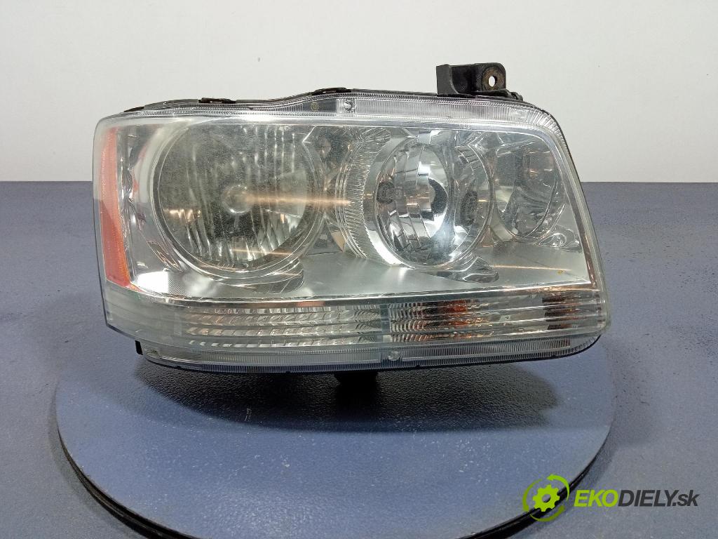 Dodge Magnum 2008 Reflektor: v pravo: 00032479