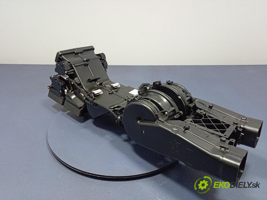 Audi Q7 2024 radiator 4M0819351A