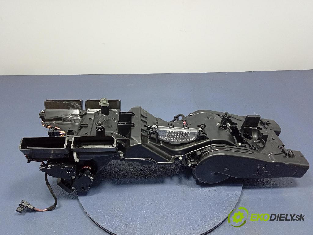 Audi Q7 2024 radiator 4M0819351A