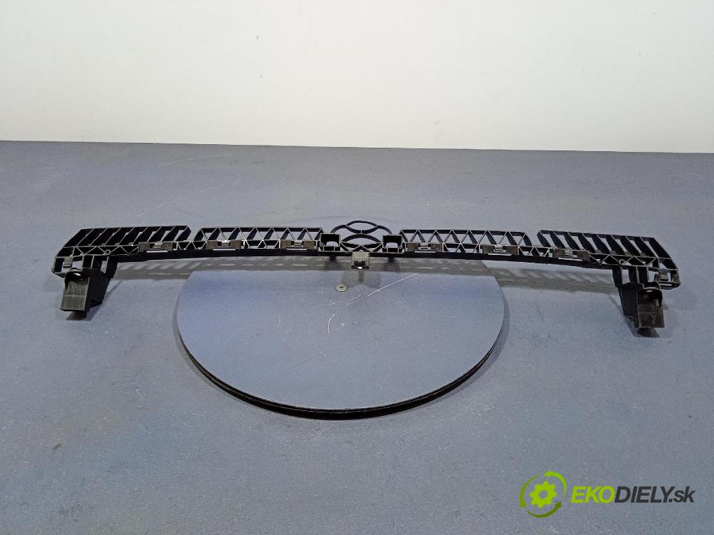 Vw Touran 0 Upevnenie: narazník 5TA805705A