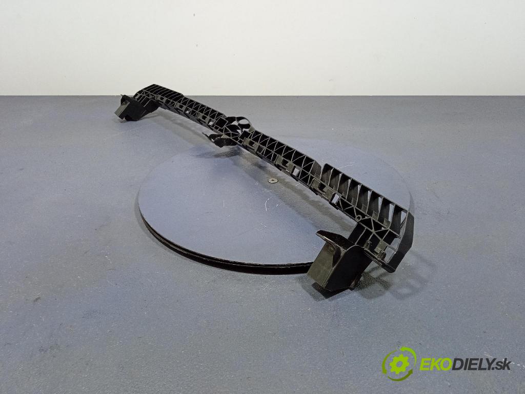 Vw Touran 0 Upevnenie: narazník 5TA805705A
