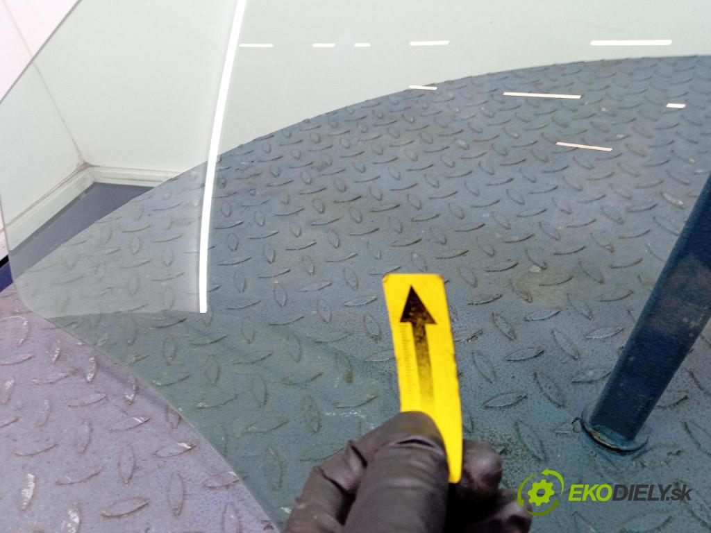 Seat Leon 0 sklo dveře před levá 5FA845201A
