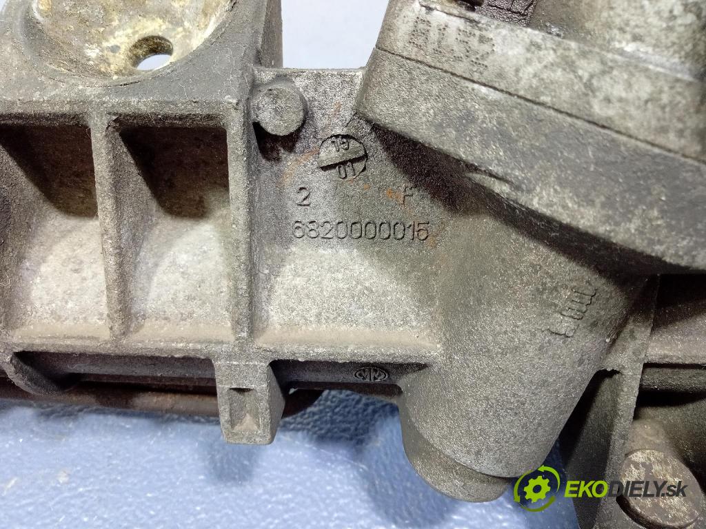 Volvo S60 2002 Ozubené kolo: volant P8638614