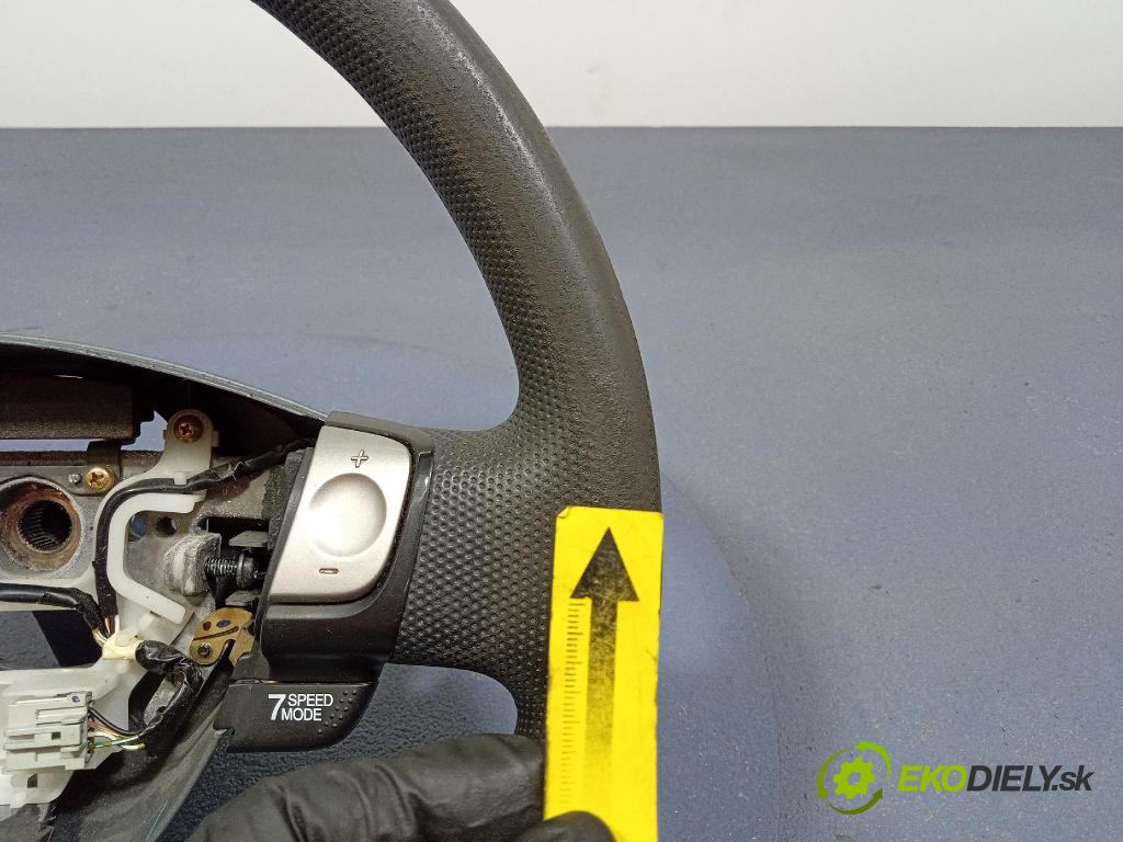 Honda Jazz 2004 volant