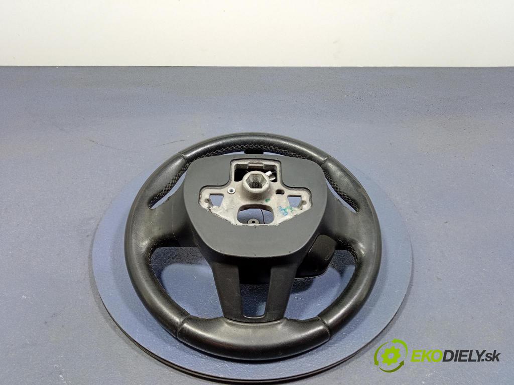 Ford Focus 2016 volant F1EB3600JG