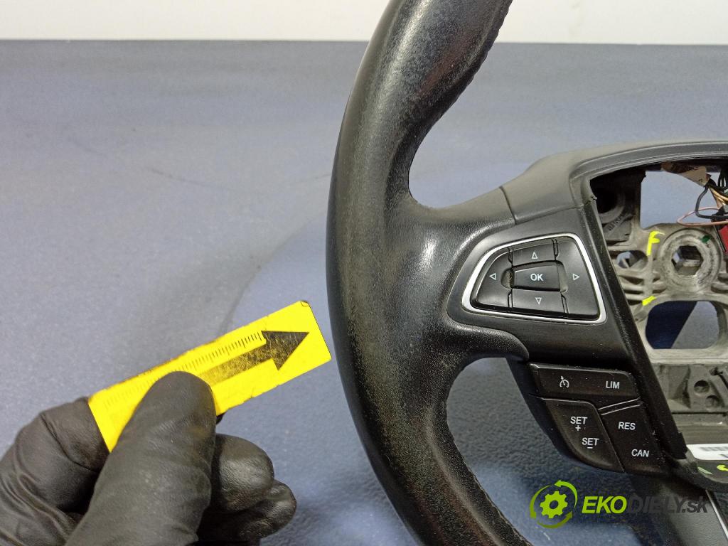 Ford Focus 2016 volant F1EB3600JG